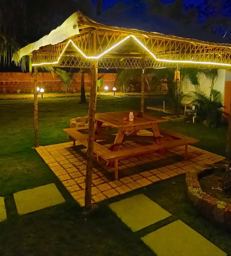 Coco Teros Resort Mandrem Exterior foto