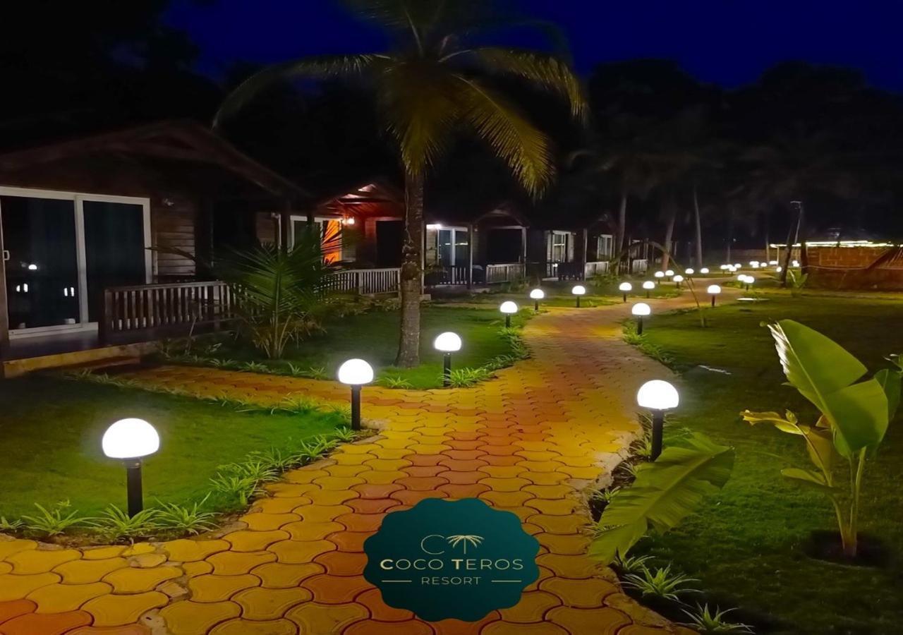 Coco Teros Resort Mandrem Exterior foto